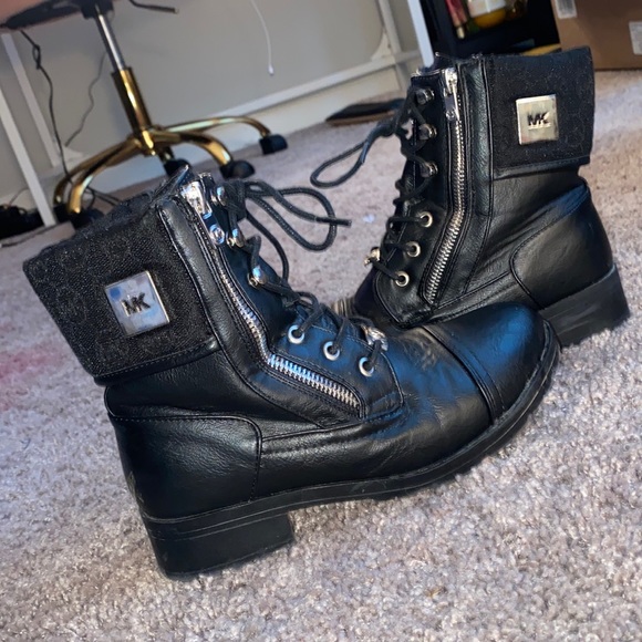 Michael Kors Boots - Picture 1 of 8